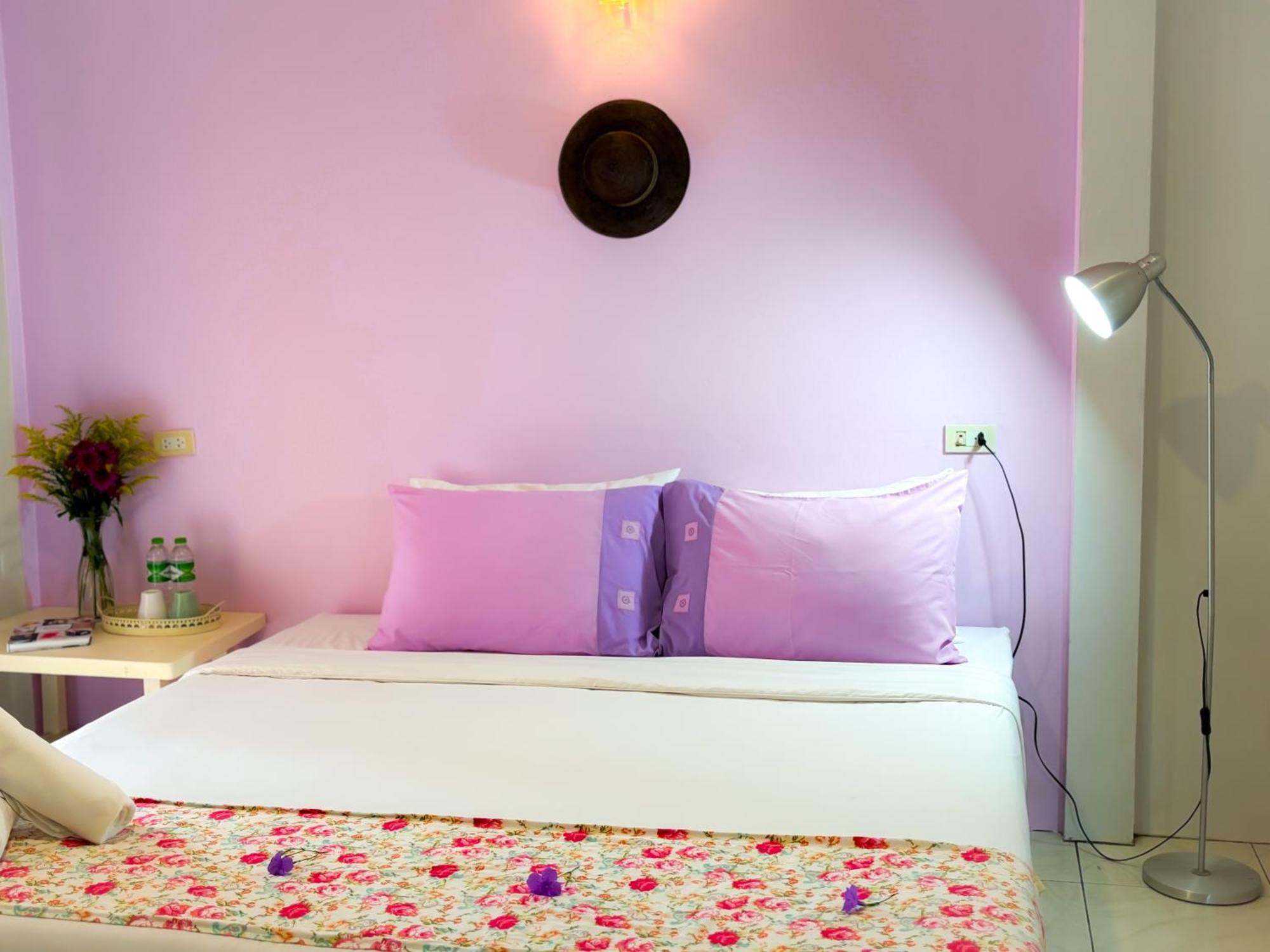 Bed and Breakfast Les Fleurs House Кхаулак Экстерьер фото