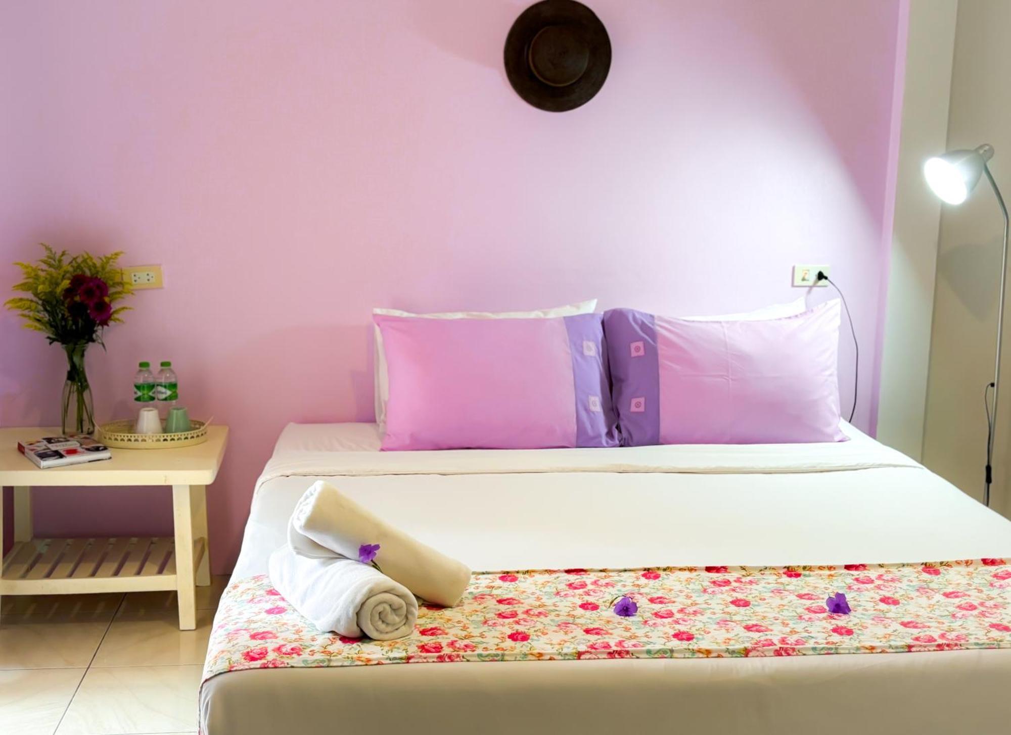 Bed and Breakfast Les Fleurs House Кхаулак Экстерьер фото