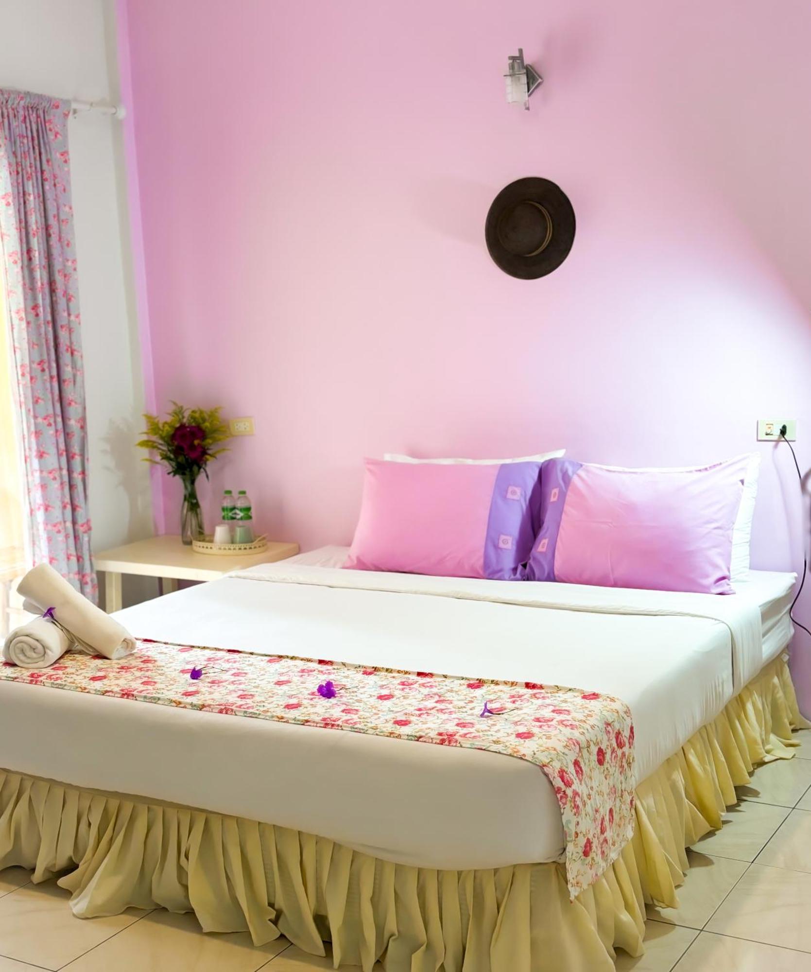 Bed and Breakfast Les Fleurs House Кхаулак Экстерьер фото